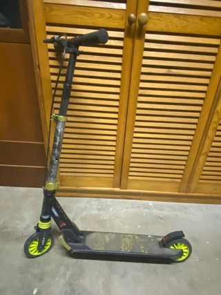 Patinete Oxelo Negro y Amarillo