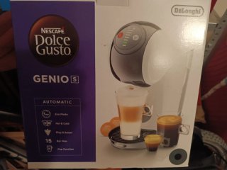 Cafetera Dolce Gusto Gris