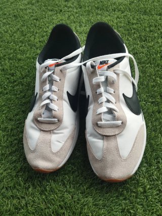 Nike Pacific Talla 45 Beige/Blanco y negro