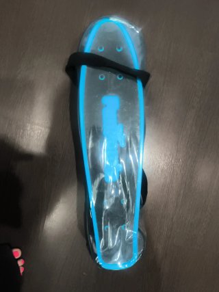 Patineta Transparente con Luces LED Azules