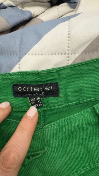 Pantalón pitillo verde Cortefiel Weekend mujer