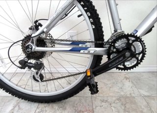 Bicicleta GT Avalanche 3.0