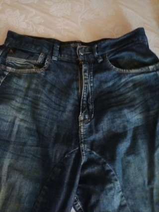 Pantalón vaquero hombre largo rodilla talla