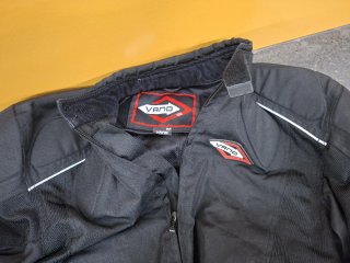 Chaqueta de moto negra talla M25