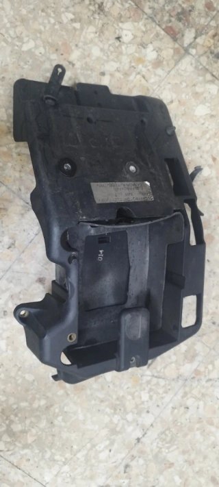 Caja soporte  Batería Ducati 999 749 SBK