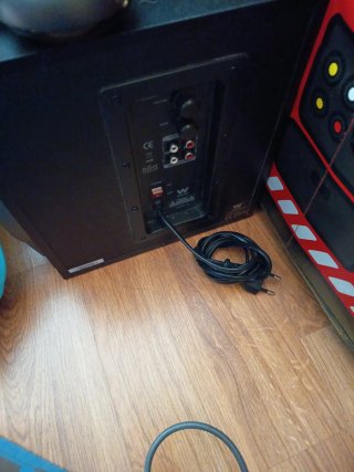 Altavoces Woxter Negros y Grises