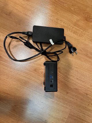 Mini PC Intel NUC i7 para IA - Como Nuevo