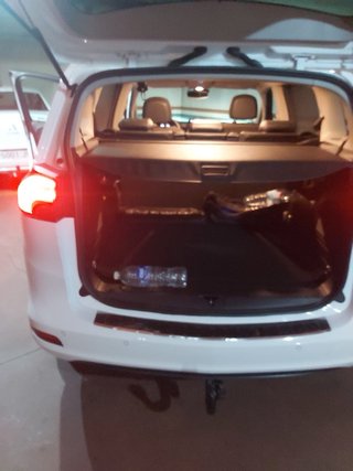 Opel Zafira 2016