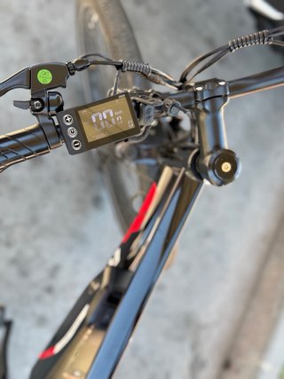 Bicicleta Eléctrica EVERCROSS Negra