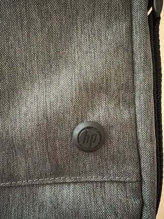 Maletín HP para portátil 15.6 + Ratón