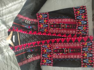 Chaqueta Rapsodia bordada
