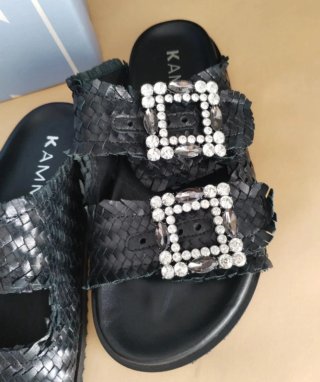 Ciabatte in vera pelle con strass