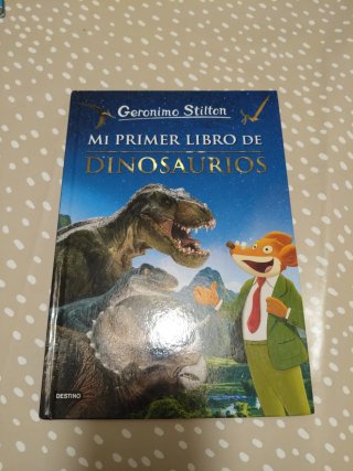 Mi primer libro de dinosaurios