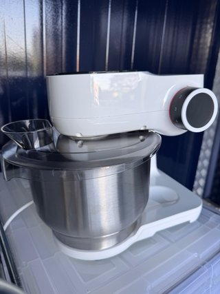 Robot de cocina Bosch Mum 2 con accesorios