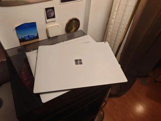 Microsoft Surface Book 2