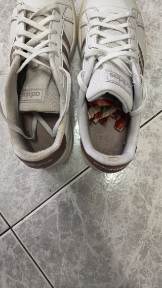 Zapatillas Adidas Blancas y Rosas