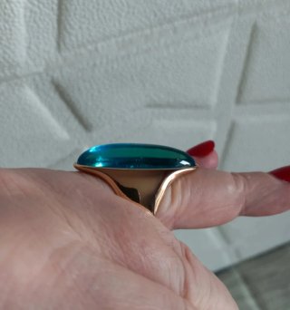 Grande anello design turchese acciaio oro