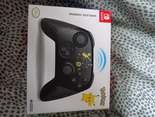 Mando HORI Pikachu Nintendo Switch