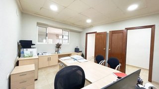 Local comercial en alquiler en Massamagrell