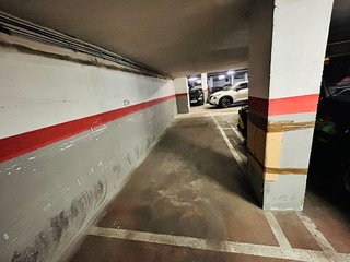 Garaje en alquiler en Pubilla Cases en Hospitalet de Llobregat, L´