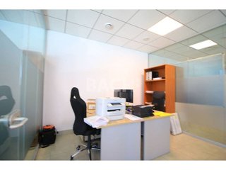 Oficina en alquiler en El Sucre-Universitat en Vic