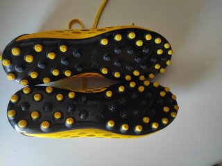 Botas de fútbol Puma niño amarillas