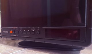 Televisor BN CRT Philips TV Radio Cassette