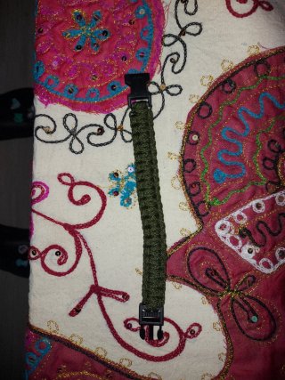 Pulsera Paracord Negra y Verde