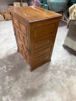 Mueble Singer madera y metal