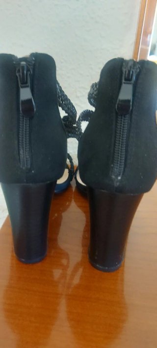 Sandalias Belle Tacon Negro Talla 36