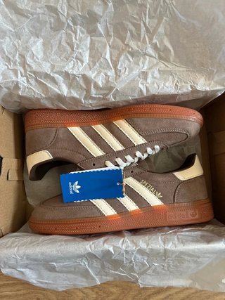 Adidas Handball Spezial color caramelo ocre mujer