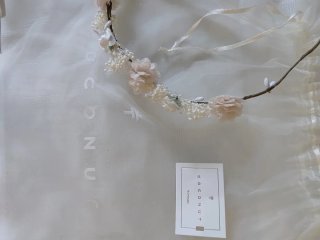 Corona de flores rosa comunión de coconut, nueva