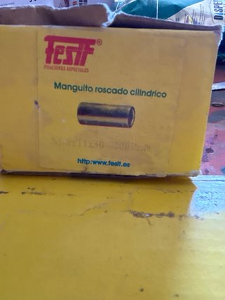 Manguito roscado cilíndrico Fesif M8x30