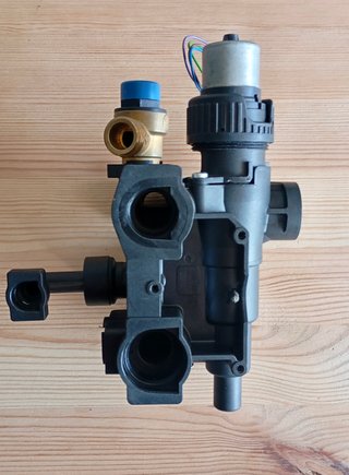 VALVULA 3 VIAS CALDERA Saunier Duval themafast F25