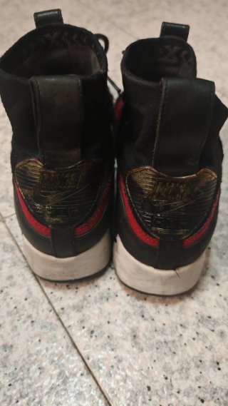 Nike Air Max 90 Ultra Superfly