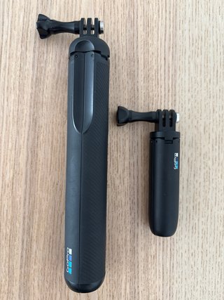 Pacchetto GoPro Hero 10 Black + Accessori Originali