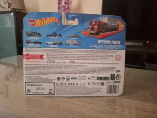 Hot Wheels Optimus Prime Transformers