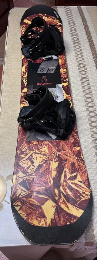 Tabla Snowboard Bataleon 2024