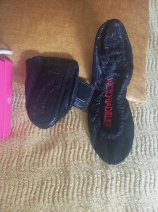 Manolitas Victoria Delef Negras Talla M