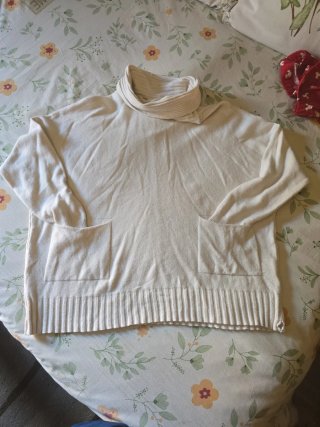 Jersey Beige Cuello Alto Talla XL