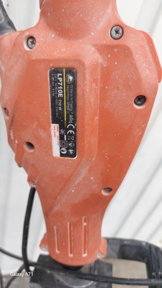 Lijadora  para reparar el motor ranca pero no gera