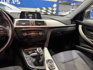 BMW Serie 318 d