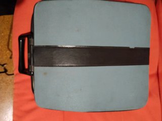 Máquina de escribir Olivetti Lettera 32