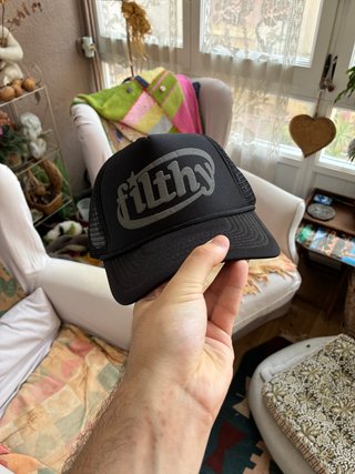 Gorra filthy Y2K streetwear