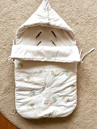 Saco para carrito de bebé con capucha