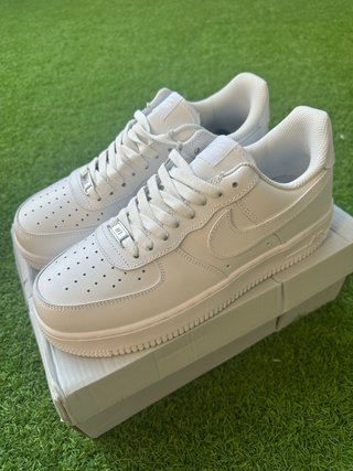 Zapatillas deportivas blancas