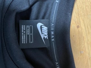 Sudadera Nike Air Max Negra Mujer