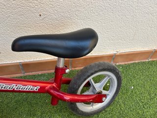 Bicicleta de equilibrio roja Chicco