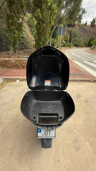 Honda SH125i Scooter Negra