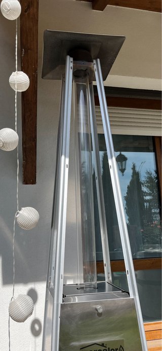 Estufa Piramidal Exterior Plata